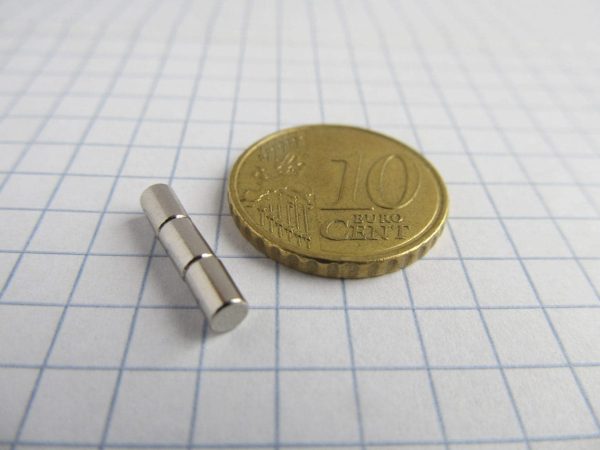 Cilindru magnet neodim 3x5 mm - N38