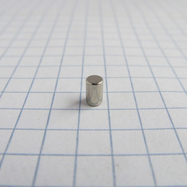 Magnet neodim cilindru 3x5 mm - N38