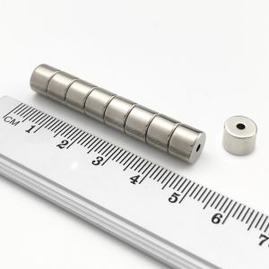 Inel magnet neodim 8-2x6 mm - N50