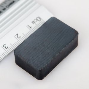 Magnet bloc ferită 30x20x10 mm - Y30BH