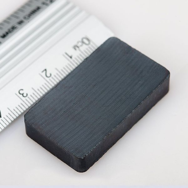 Magnet bloc ferită 40x25x5 mm - Y30BH