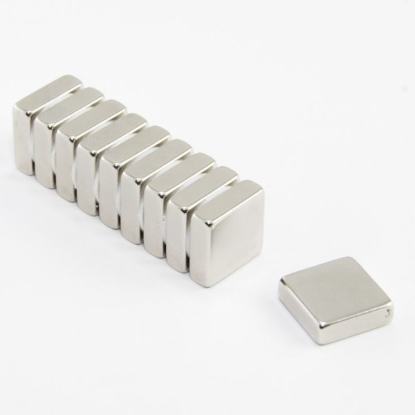 Magnet neodim bloc 15x15x5 mm - N38