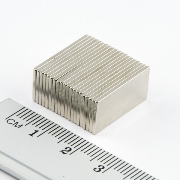 Magnet bloc neodim 20x10x1 mm - N38