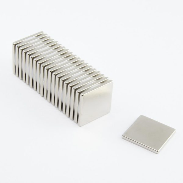 Magnet bloc neodim 20x20x2 mm - N38