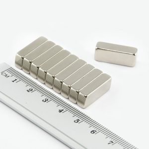 Magnet bloc neodim 20x8x5 mm - N35