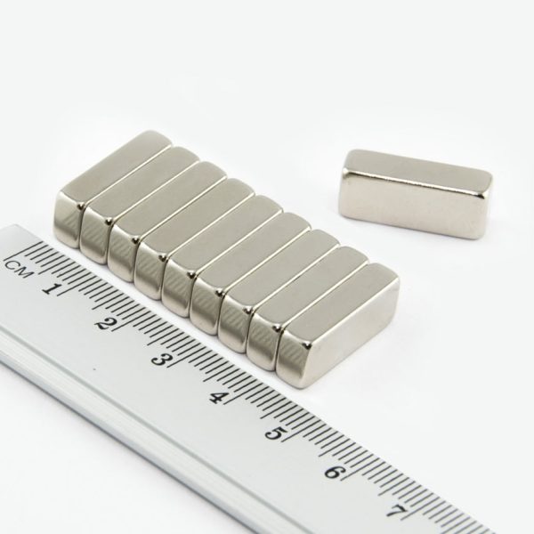 Magnet neodim bloc 20x8x5 mm - N35