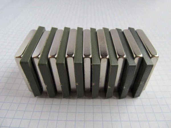 Magnet neodim bloc 30x30x5 mm - N38