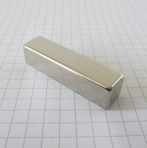 Magnet bloc neodim 40x10x10 mm - N38