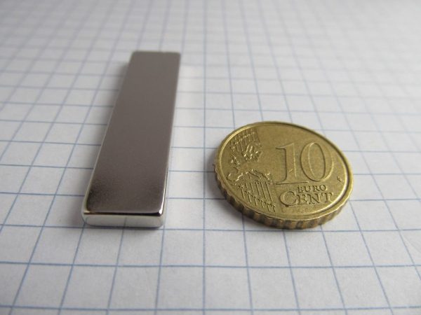 Magnet bloc neodim 40x10x3 mm - N38
