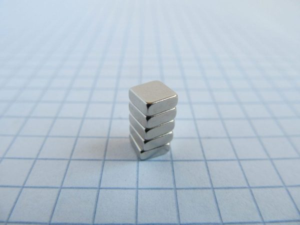 Magnet neodim bloc 5x5x2 mm - N38