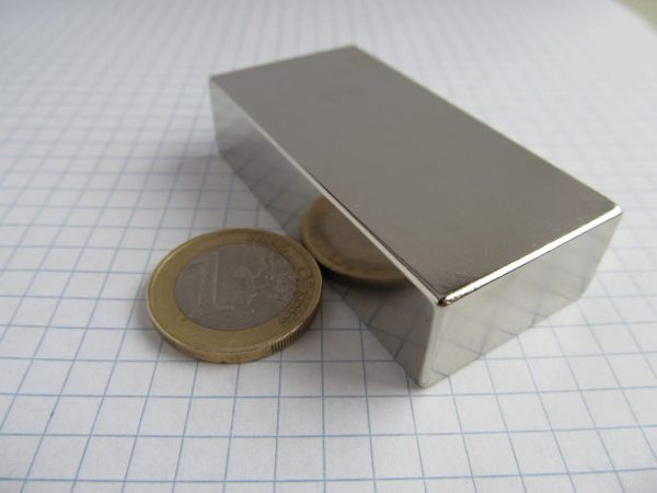 Magnet neodim bloc 60x30x15 mm - N38