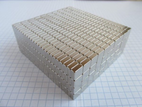 Magnet bloc neodim 7x7x3 mm - N38