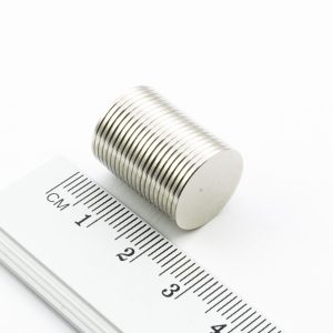 Magnet cilindric de neodim 15x1 mm - N38