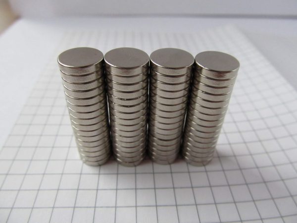 Magnet neodim cilindru 10x2 mm - N38