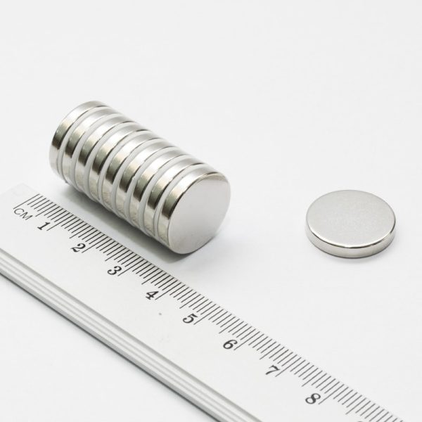 Magnet neodim cilindru 18x3 mm - N38