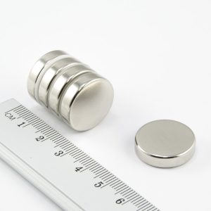 Magnet cilindric neodim 20x4 mm - N38