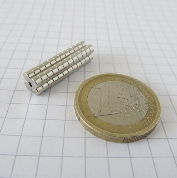 Magnet cilindric neodim 3x2 mm - N38