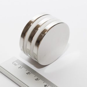 Magnet cilindric neodim 40x5 mm - N38