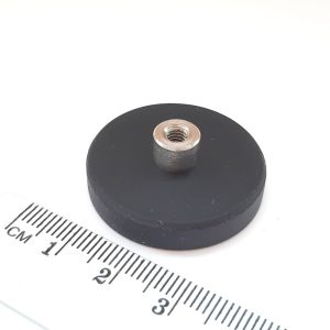Magnet cu oală cu priză cu șurub 31x6 mm cauciucat