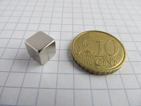 Magnet neodim cub 7x7x7 mm - N38