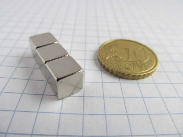 Magnet neodim cub 7x7x7 mm - N38