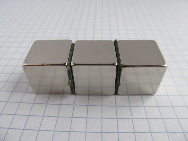 Magnet neodim cub 15x15x15 mm - N38