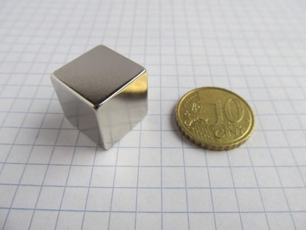 Magnet neodim cub 15x15x15 mm - N38