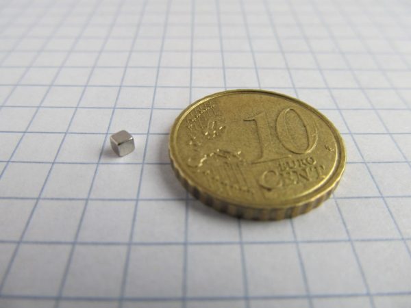 Magnet cubic neodim 2x2x2 mm - N52