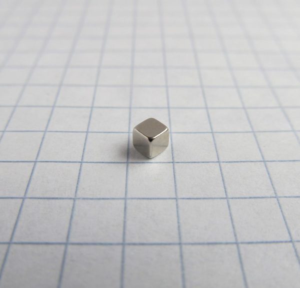 Magnet cubic neodim 3x3x3 mm - N52