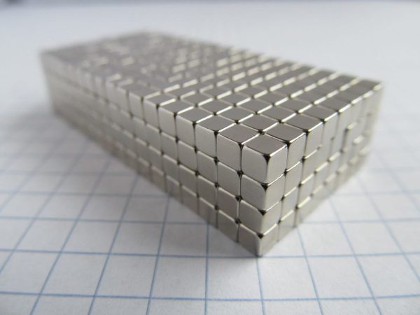 Magnet cubic neodim 3x3x3 mm - N52