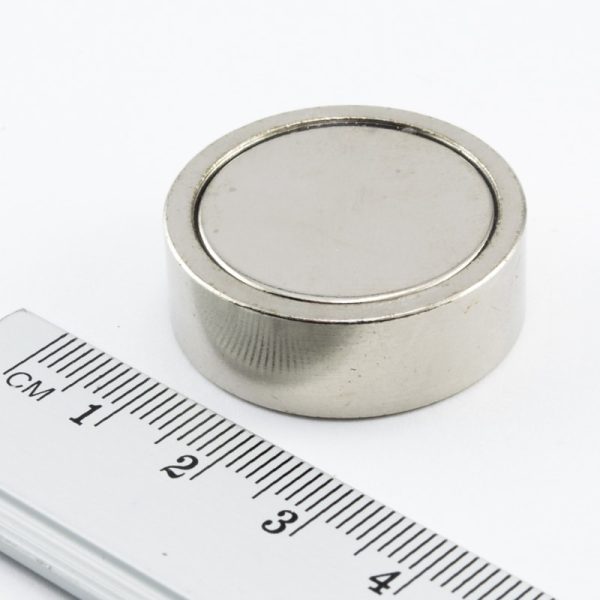 Magnet oală cu filet interior 29x10 mm