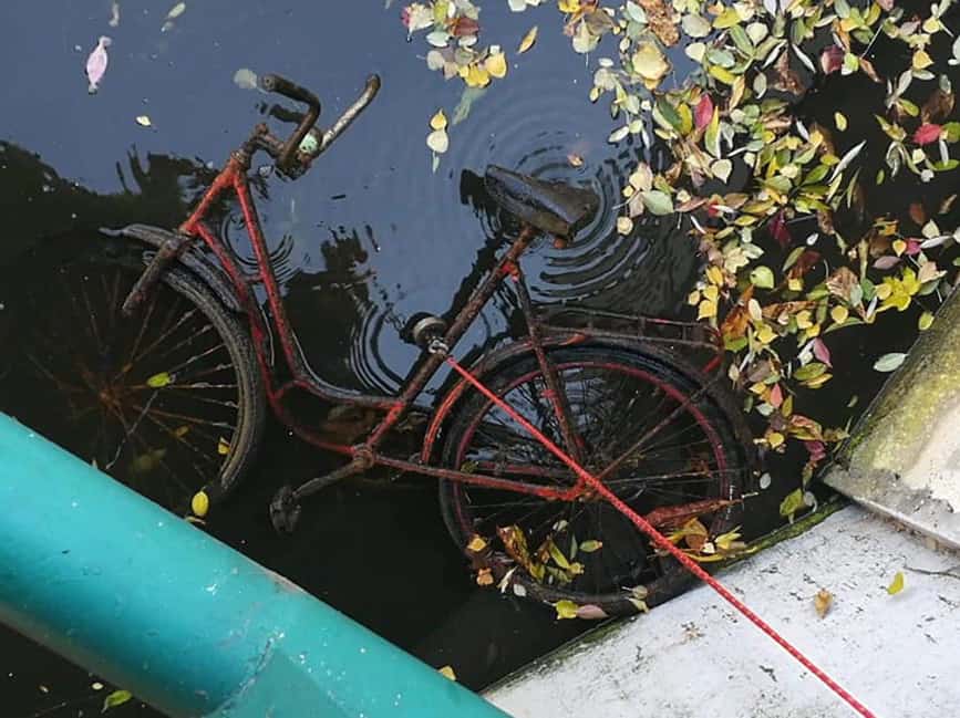 captură de pescuit cu magnet - bicicletă