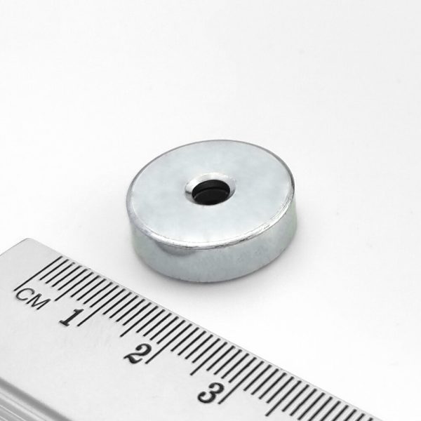 Magnet cu orificiu pentru șurub 20x6 mm (SmCo)