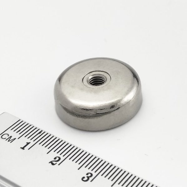 Magnet oală cu fir prin întregul magnet de 25x8 mm