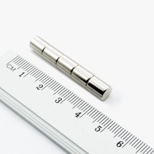 Cilindru magnet neodim 6x8 mm - N38