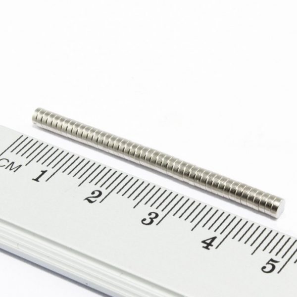 Magnet neodim cilindru 3,2x1 mm - N52