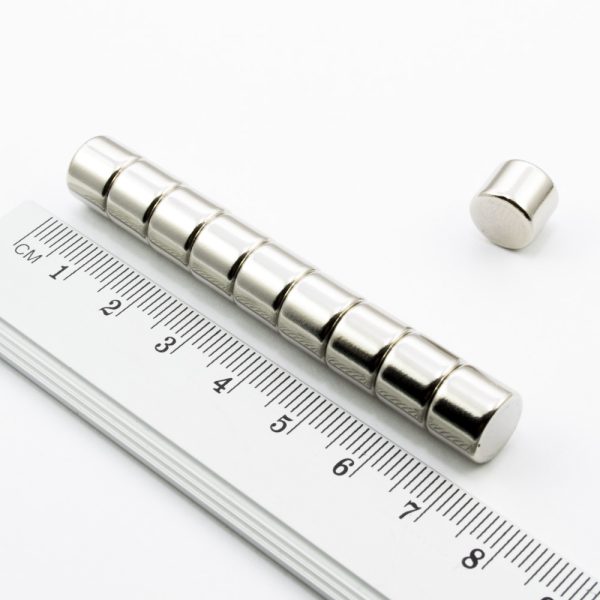 Cilindru cu magnet de neodim 10x8 mm - N42