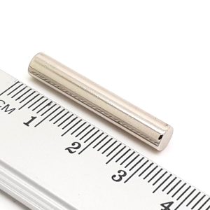 Cilindru cu magnet de neodimum 5x30 mm (magnetizare diametrală) - N48