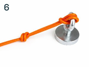 Cum legăm un nod de un magnet?