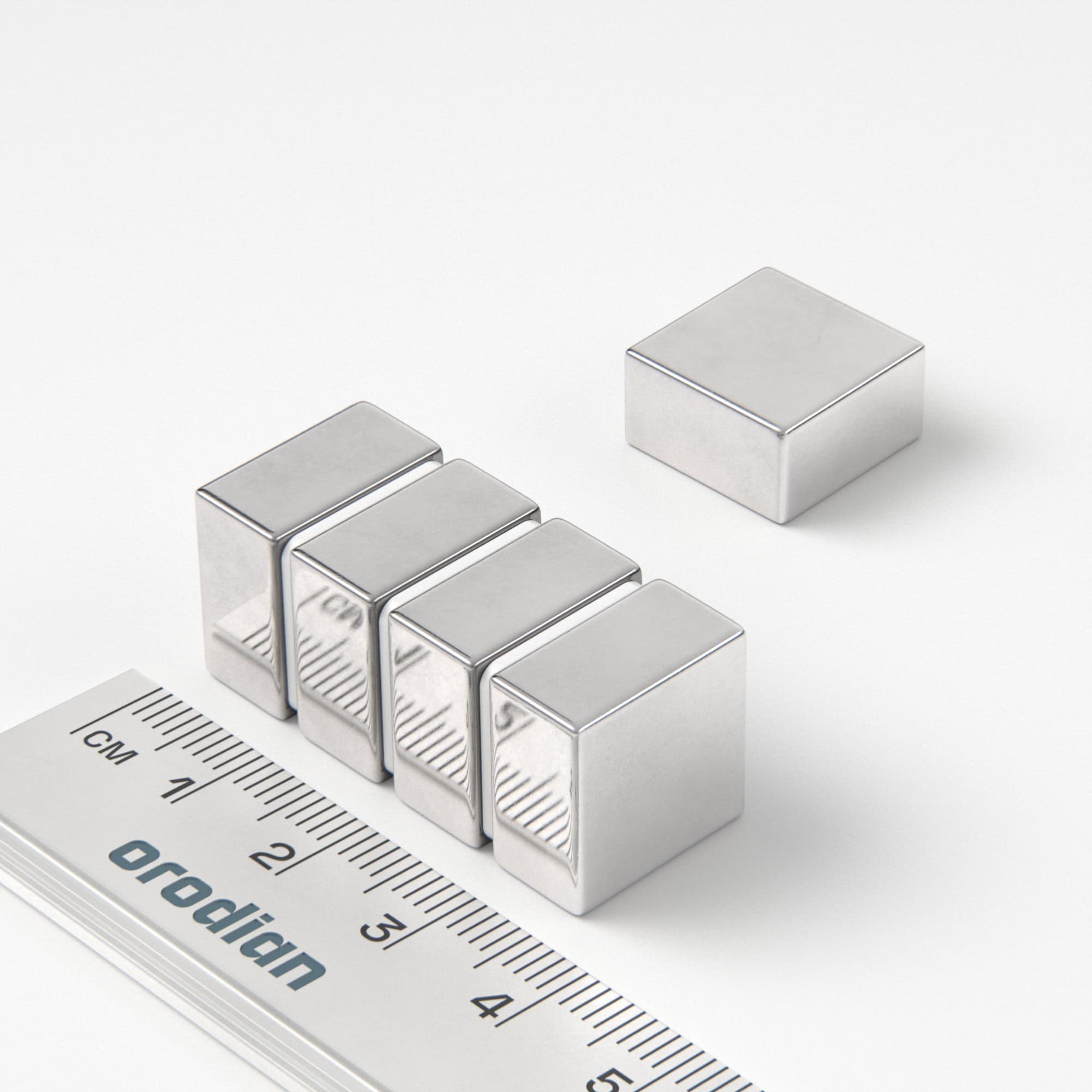 Magnet neodim bloc 15×15×8 mm – N38