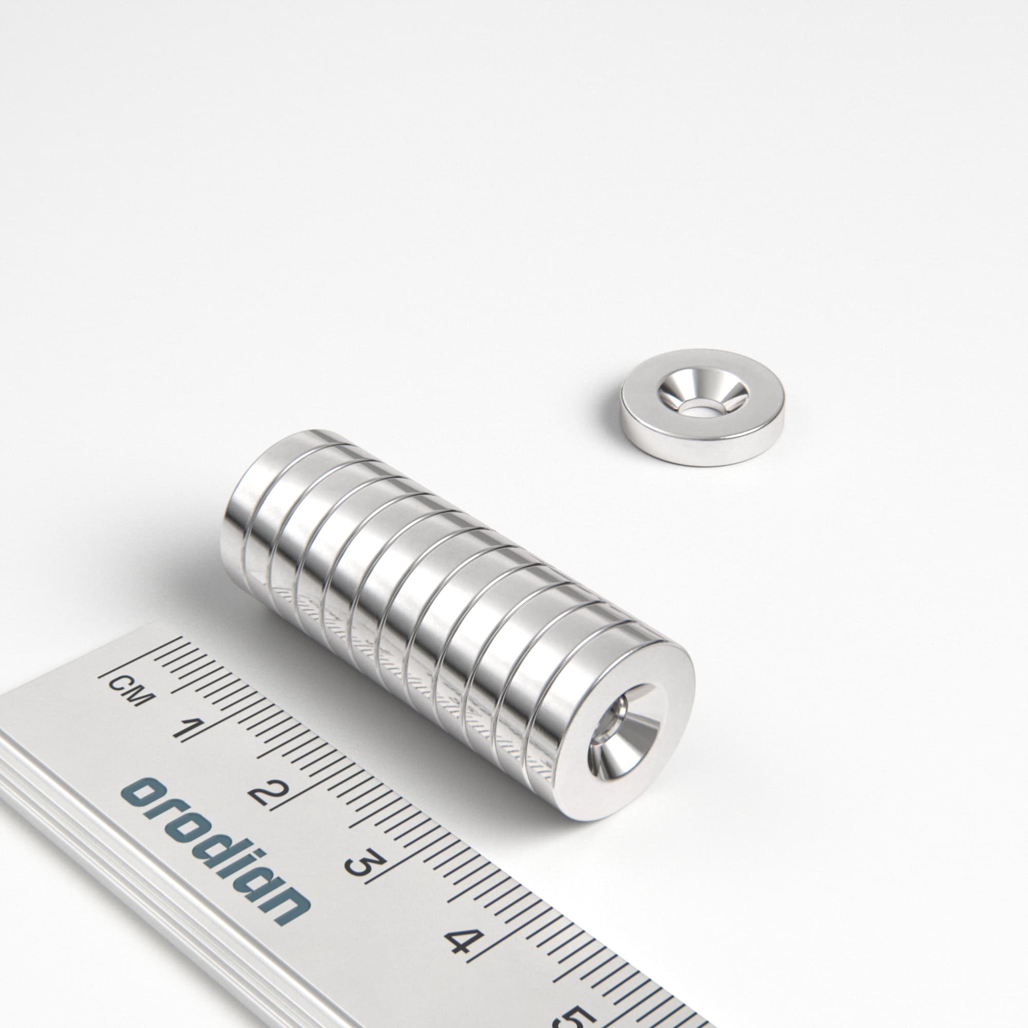 Magnet neodim cilindru 14×3 mm cu gaură M4 (polul nordic pe partea cu adâncitură) – N38